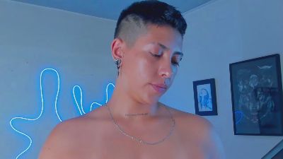 Aleja_2 live from Colombia
