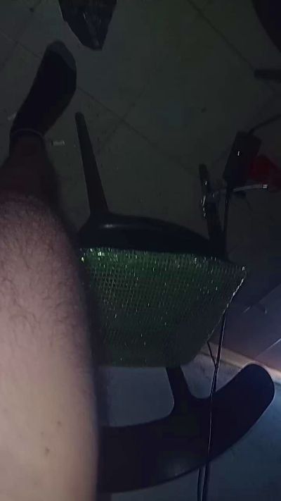 Alexxxis0 live from Argentina