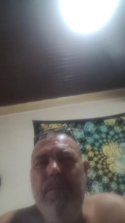 Bobosse837 live from France