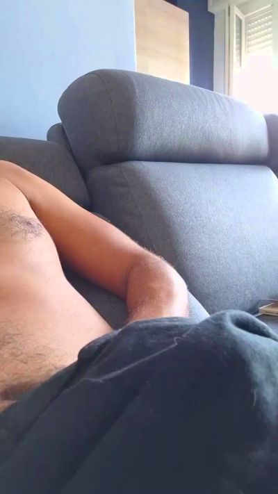 Bruno69205 live from Italy