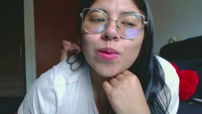 Dulce_cloee live from Colombia