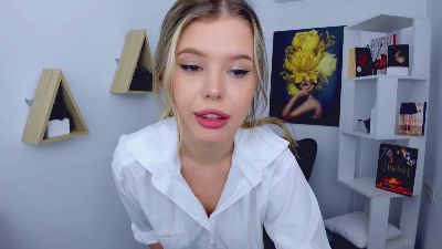 GlamorousGirll live from Serbia