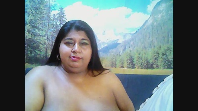 Indianhon3y live from South Africa