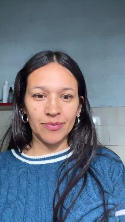 Jade283 live from Argentina