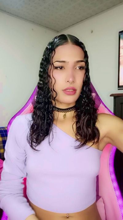 Lanna_horny live from Colombia