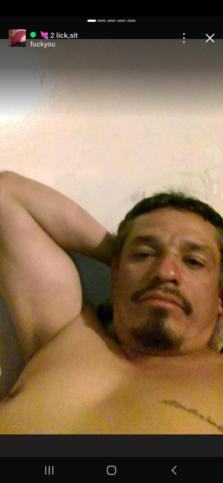 Lonlyboyy1 Profile Image