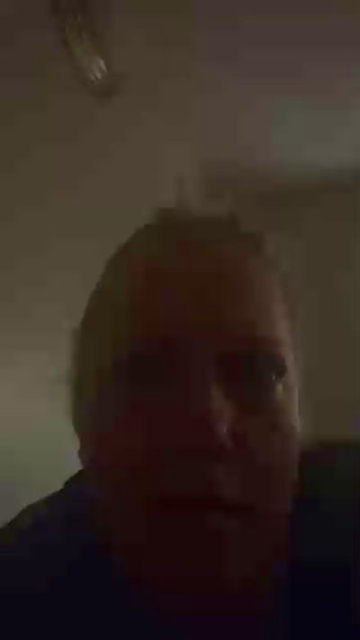 Milflove1982 live from United States