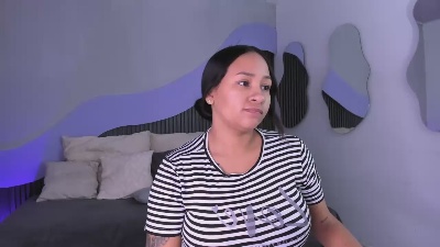 Nicolle_Mariee live from Colombia