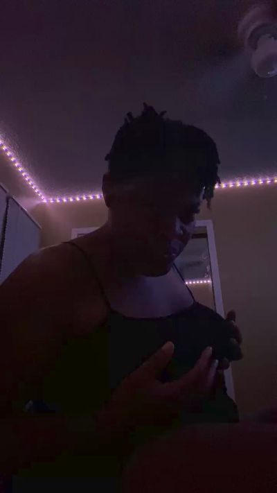 Peanutbutter80 live from United States