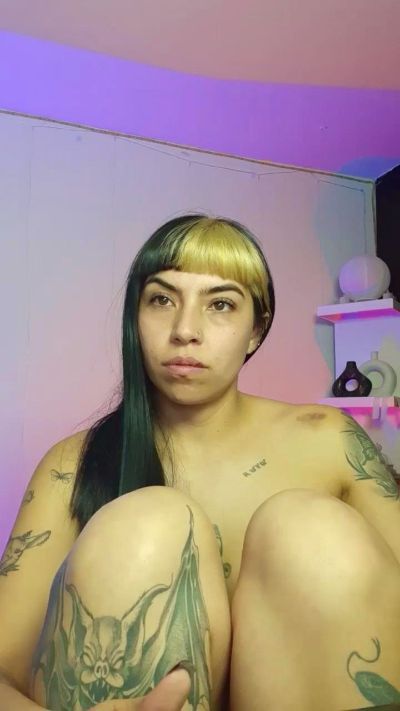 QueenDesiree live from Italy