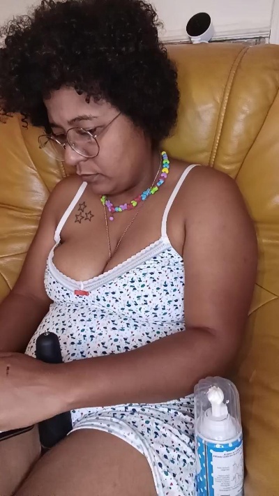 Queen_Alicia live from France