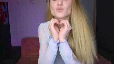 SandraSanvee live from Netherlands