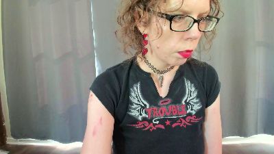 SaraDesireXO live from United States