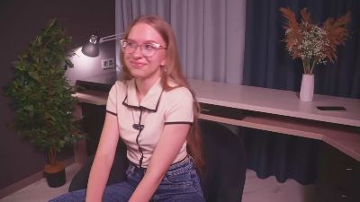 ThoraNiebergall live from United States
