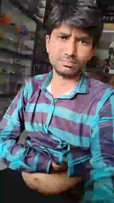 Tombaby7 live from India