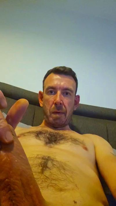 Vikingwarrior84 live from United Kingdom
