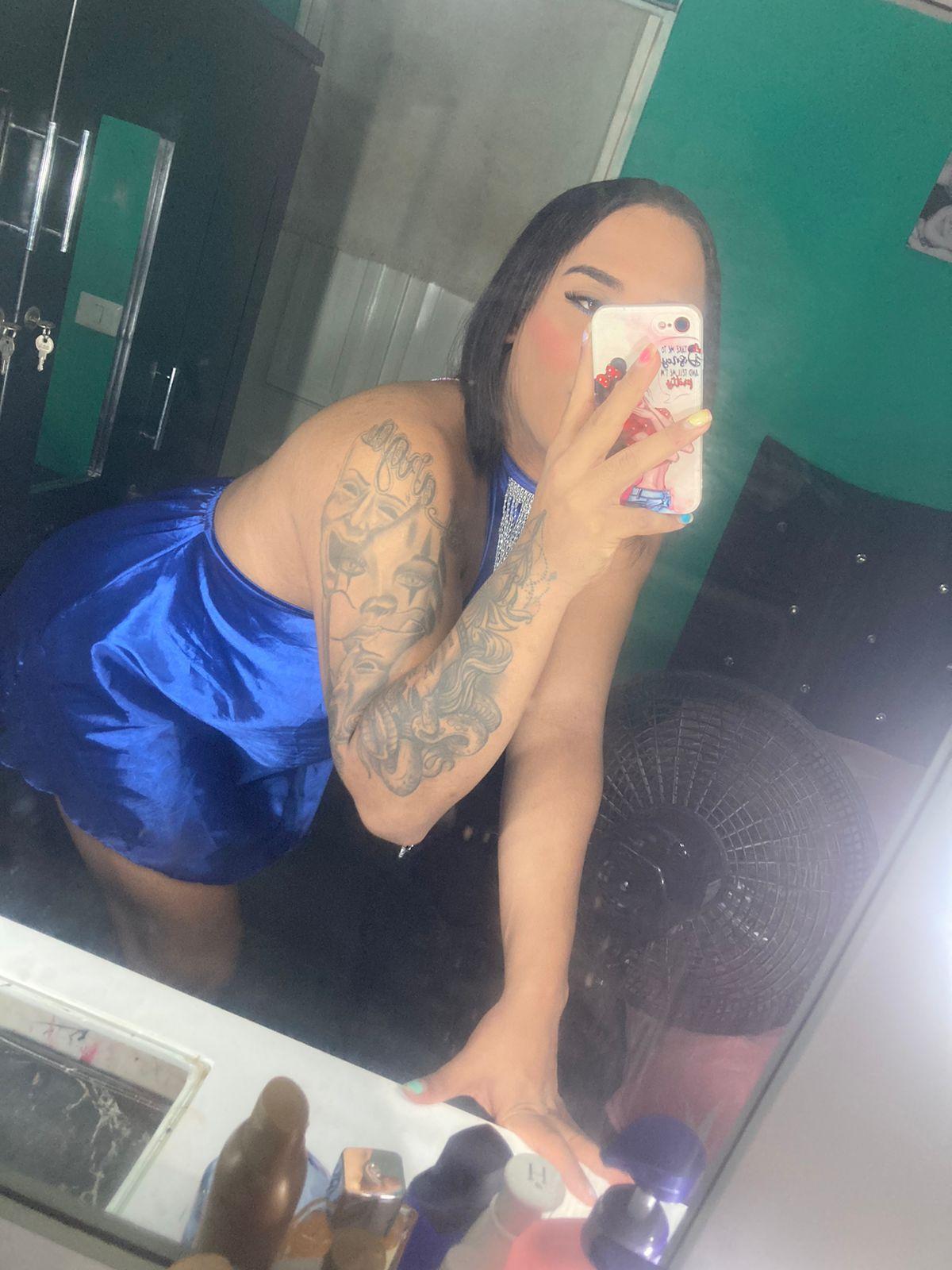 abbey_phons live from Colombia