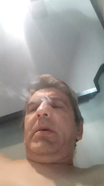 chelu2 live from Spain