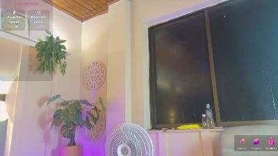 chloe_rosse_ live from Colombia