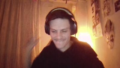 gzandresce33 live from Argentina