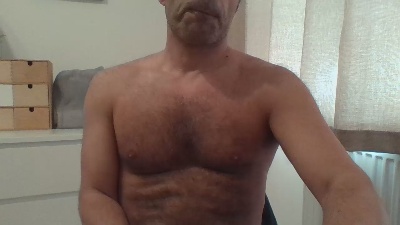 hotadiction live from United Kingdom