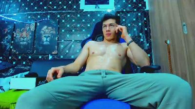 javiersexyvoy live from Colombia