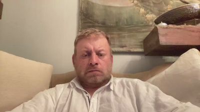 jhan7124 live from Argentina