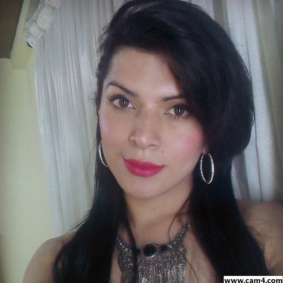 maria_helena live from United States