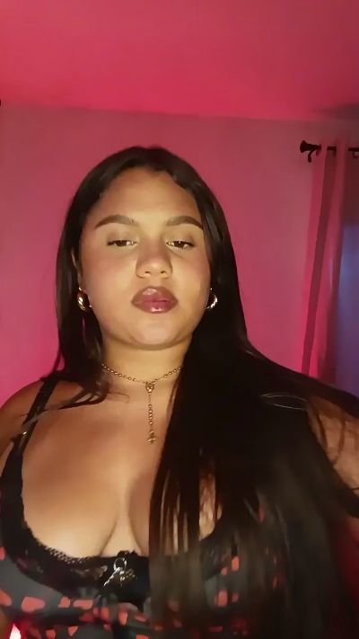 pamela_36 live from Chile