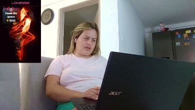 saramartinez30 live from Colombia