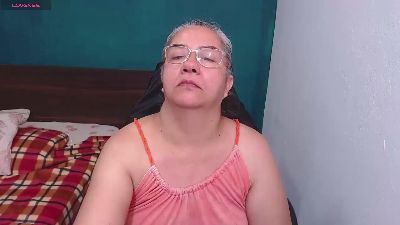 scarlettdubois1 live from Colombia